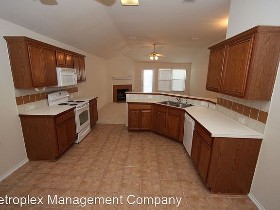 5th image of 8425 Prairie Fire Dr