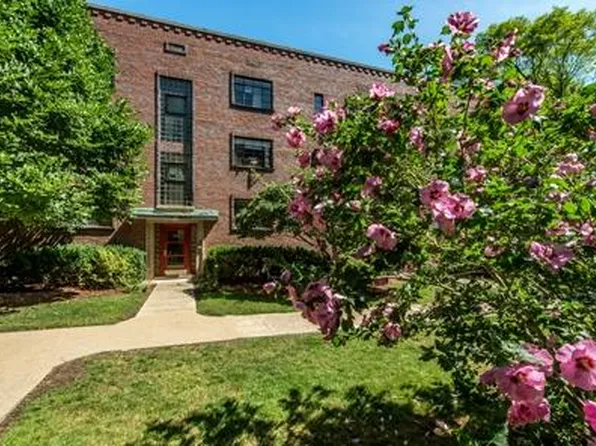 (undisclosed Address), Brookline, MA 02446