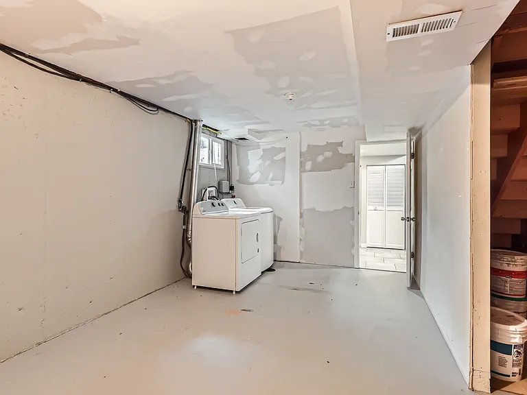 3066 S Wolff St — Photo 21