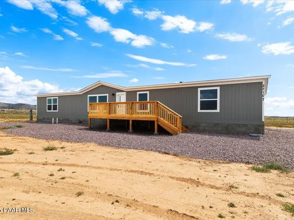 27107 N Bolt Dr, Paulden, AZ 86334