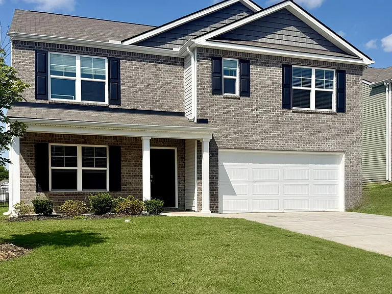 5676 Coleman Dr SE — Photo 1