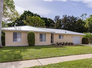 365 Melody Ct, Fort Myers, FL 33916