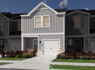 8224 Hidden Springs Trl, Charlotte, NC 28216