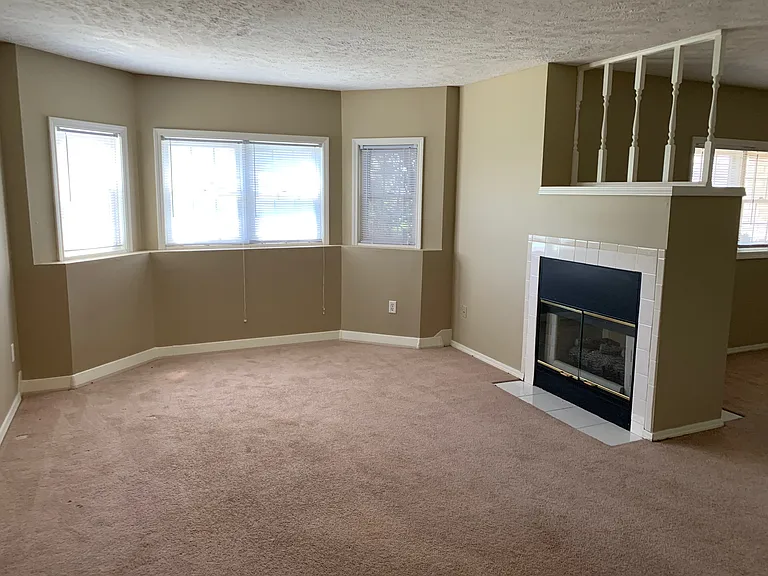 3 Stortz Dr — Photo 36