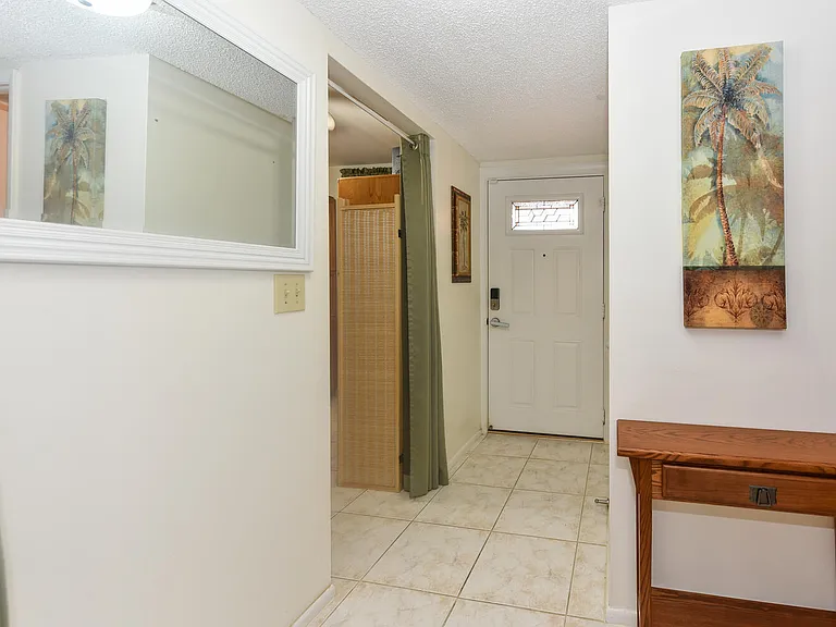 166 Lake Carol Dr — Photo 3