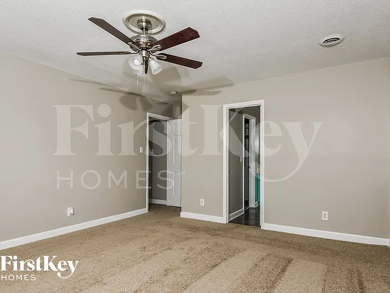106 Brookberry Dr — Photo 7