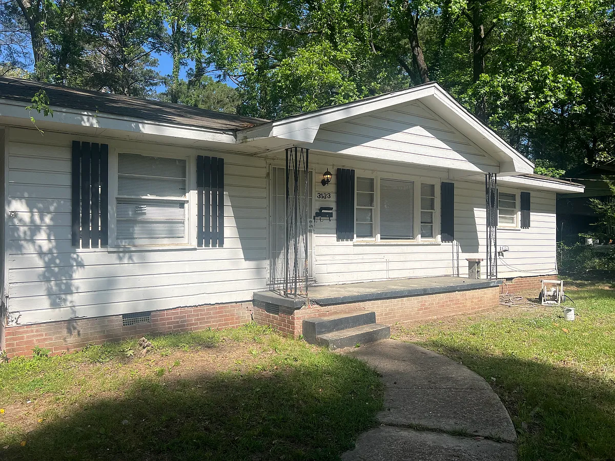 Building Photo - 3133 Monticello Dr