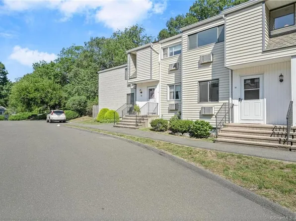 16 Donna Drive #32, Norwalk, CT 06854
