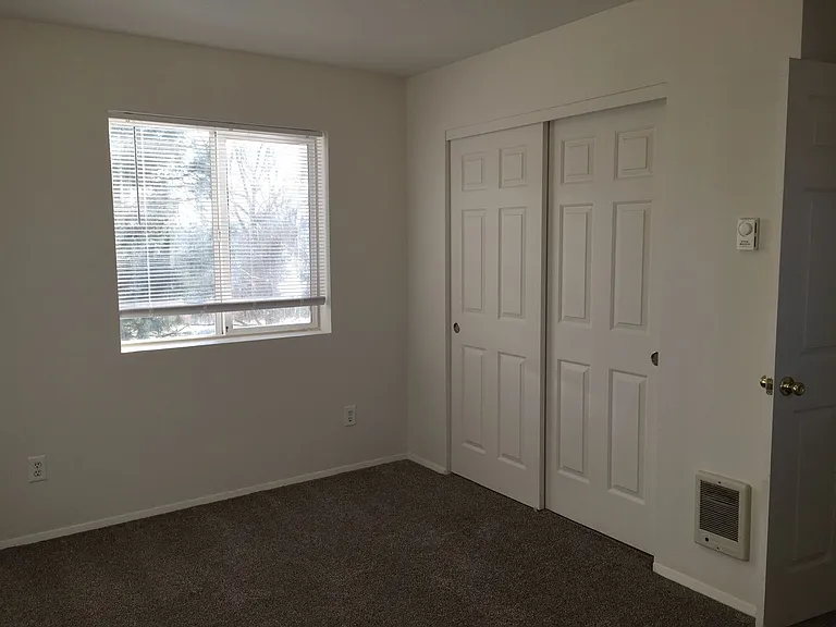 2053 SW Timber Ave — Photo 7
