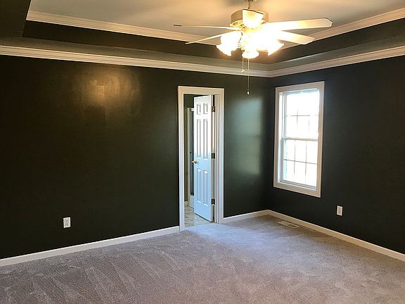 Master Bedroom, hunter green