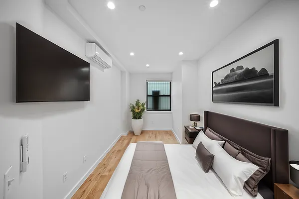 Rented by Corcoran | media 26