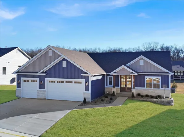 108 Stone Canyon Blvd, Foristell, MO 63348