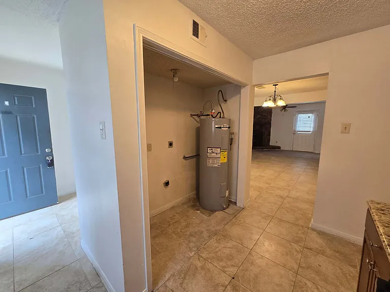 4201 Lac Couture Dr #A — Photo 6