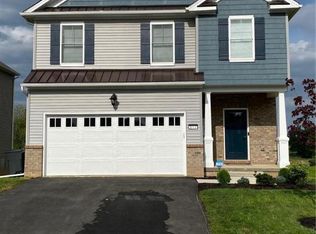 317 Kingsbarns Ln, Northampton, PA 18067