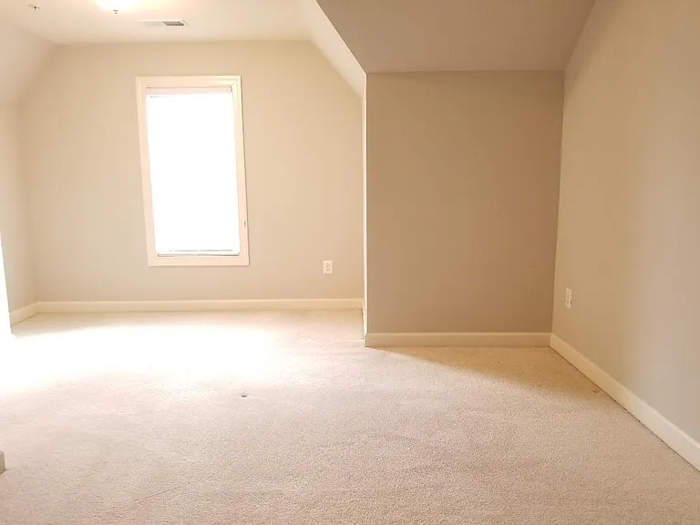 643 Pullman Pl — Photo 23