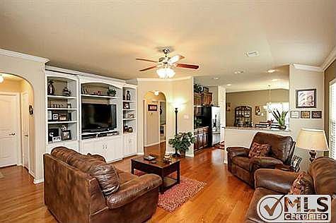 2nd image of 12100 Walden Wood Dr