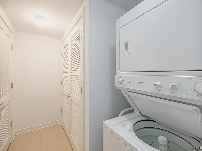 1135 Shelby St #2605 — Photo 20