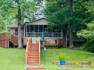 13667 Lakeview Dr, Creal Springs, IL 62922