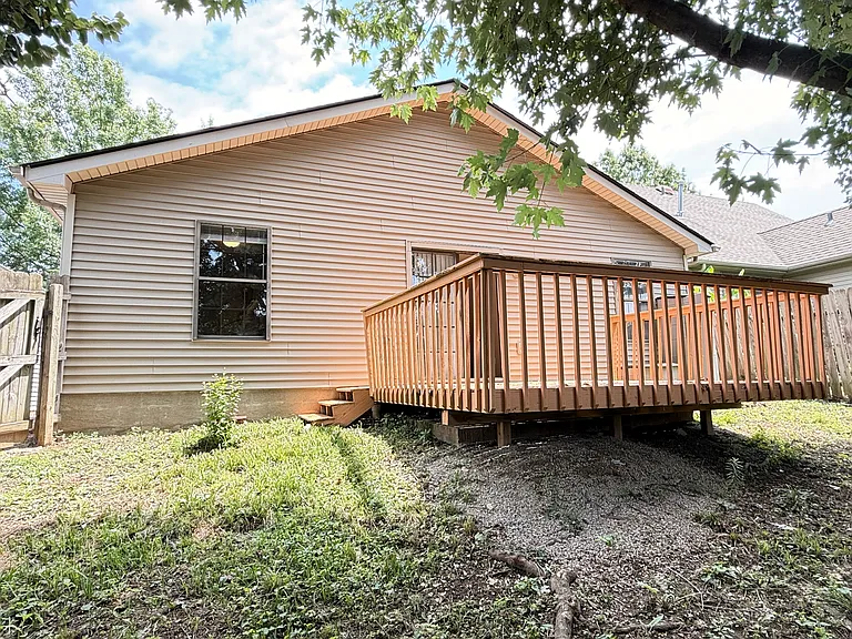 276 Pleasant Pointe Dr — Photo 8