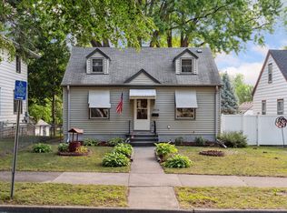 2510 Thomas Ave N, Minneapolis, MN 55411