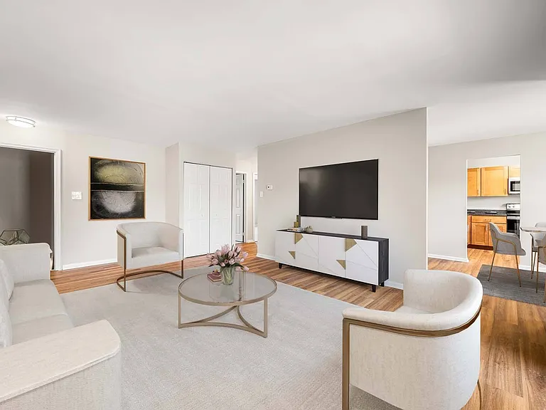 New Kent Apartments — Photo 11