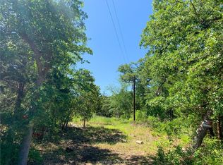 221 Sunbeam Cir, Somerville, TX 77879