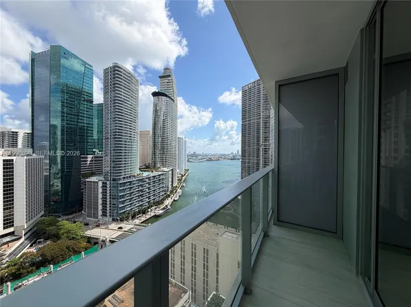 77 SE 5th St #2604, Miami, FL 33131