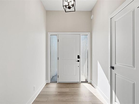 5th image of 21063 W 225th St