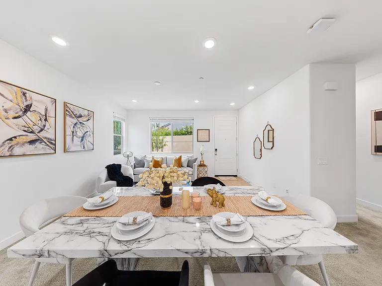 35 Bedford Ct — Photo 5