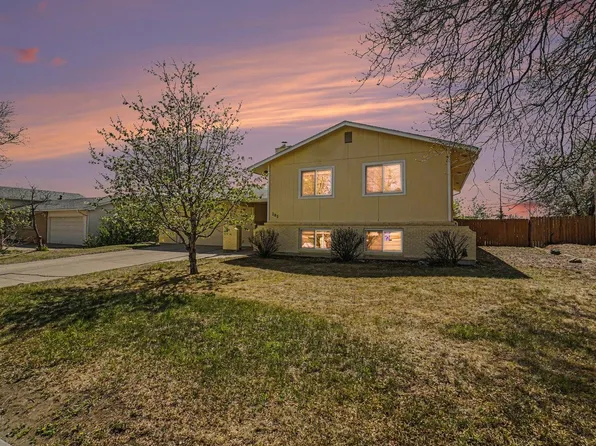 209 E Swallow Rd, Fort Collins, CO 80525