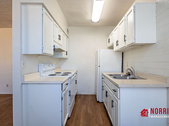 4th image of 505 W 10th St #H-136