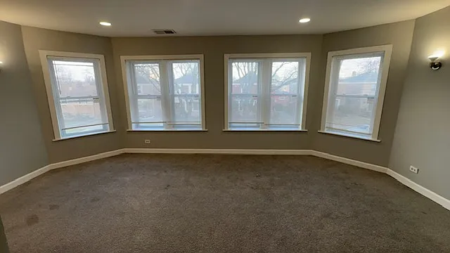 Building Photo - 8518 S Bennett Ave #2