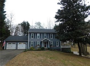 664 Cross Creek Dr, Mount Airy, NC 27030