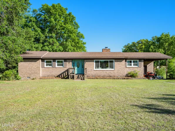 1209 Seaside Rd, Saint Helena Island, SC 29920