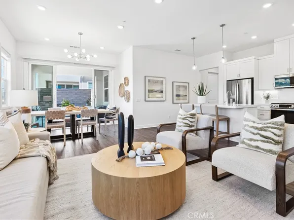 734 Sunrise Rd, Ladera Ranch, CA 92694