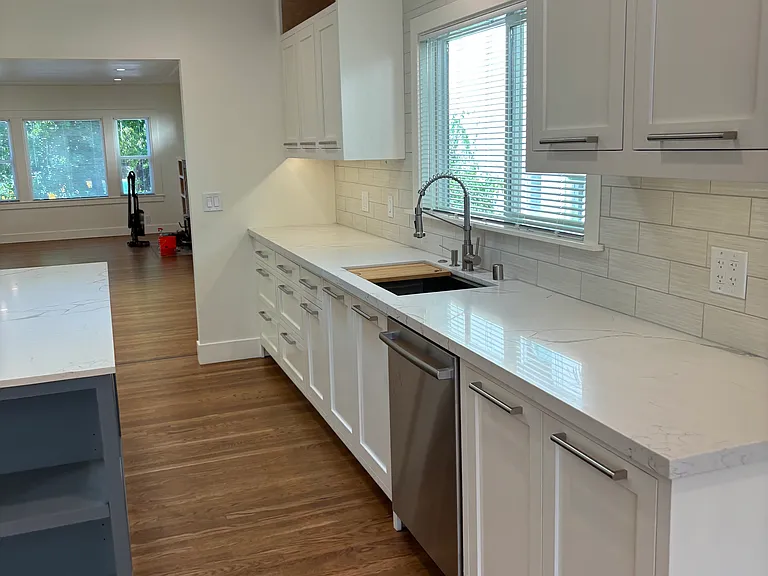 385 Alcatraz Ave #385 — Photo 6