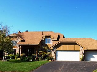 2213 Bent Tree Ln, Mendota Heights, MN 55120