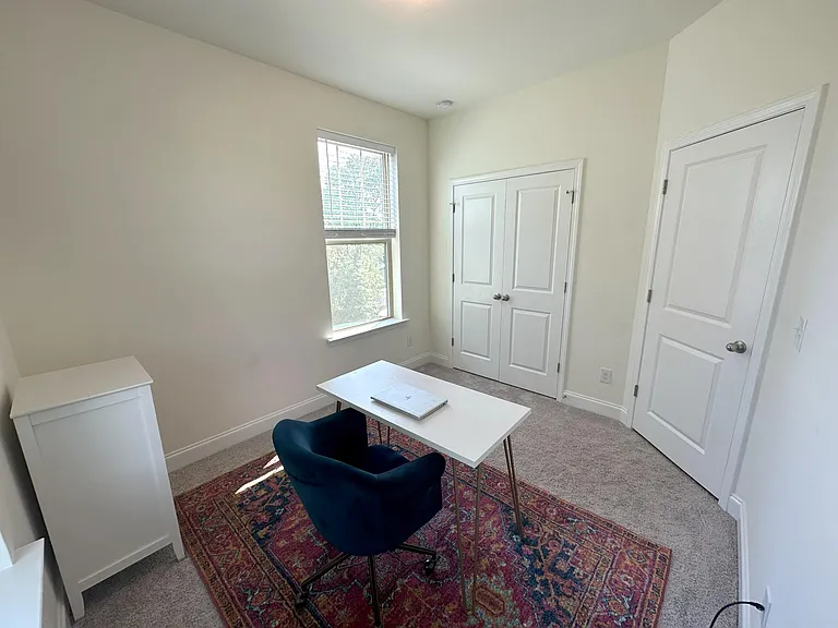 400 Simeon Dr — Photo 30
