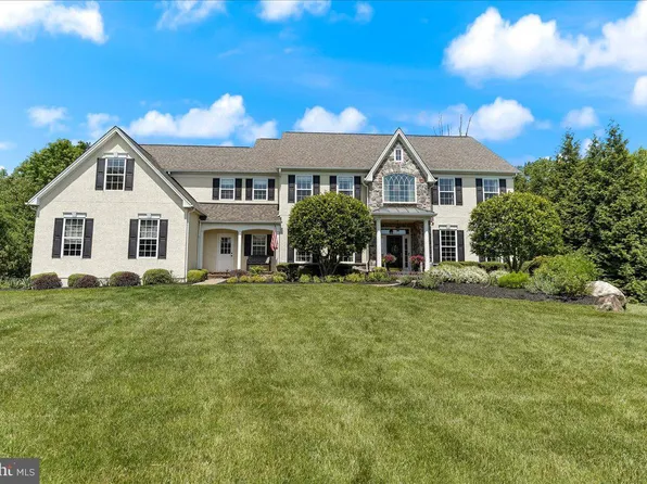 3237 Logan Ln, Garnet Valley, PA 19060