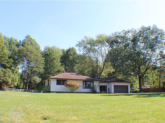 2nd image of 7549 Big Creek Pkwy