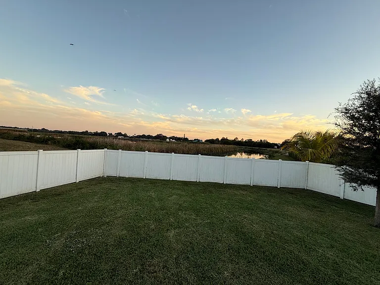 3533 Sky Valley Ln — Photo 36
