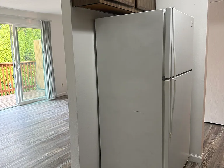 13460 SW Allen Blvd #5 — Photo 7