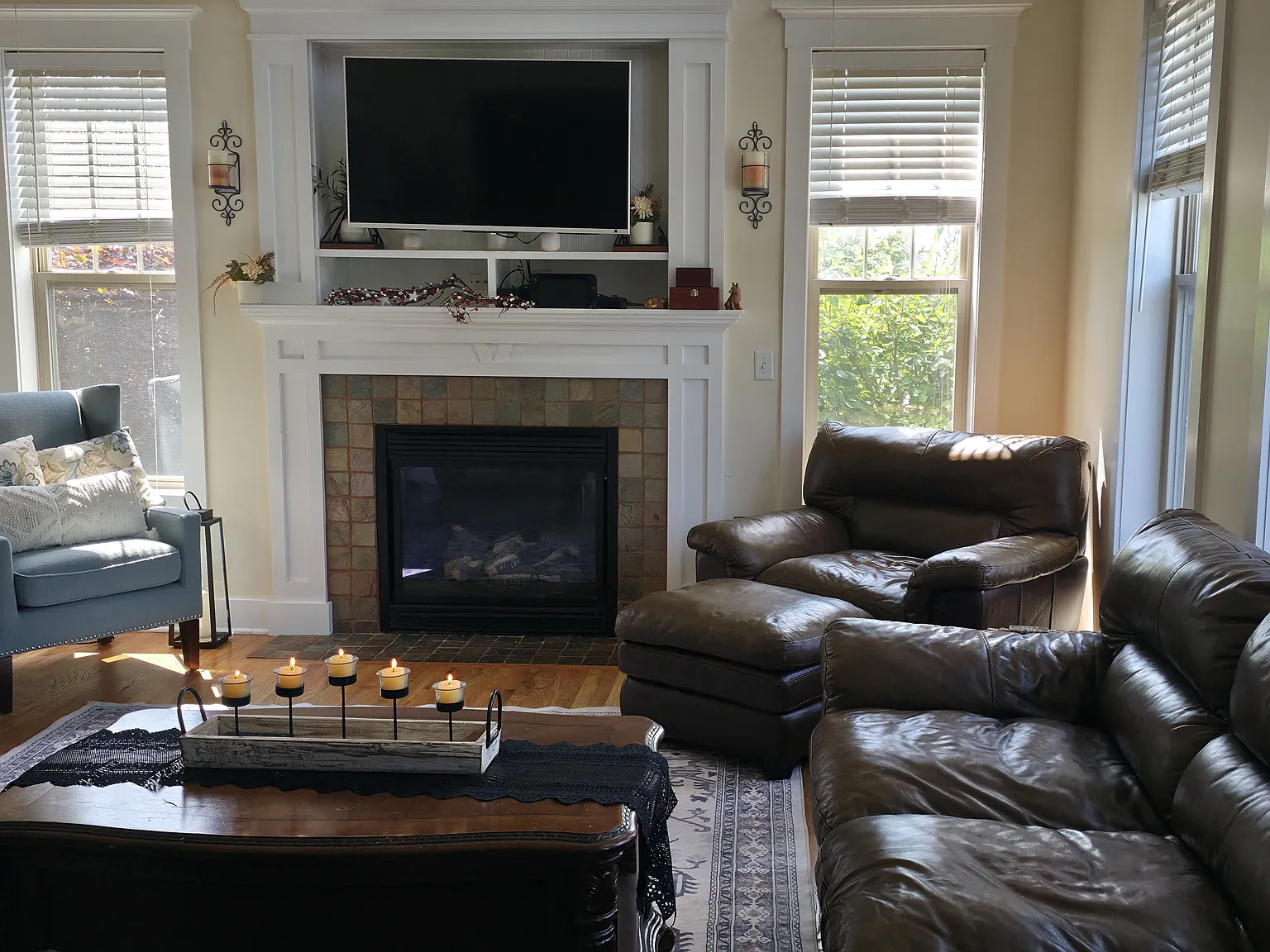 5831 Miralago Ln — Photo 2