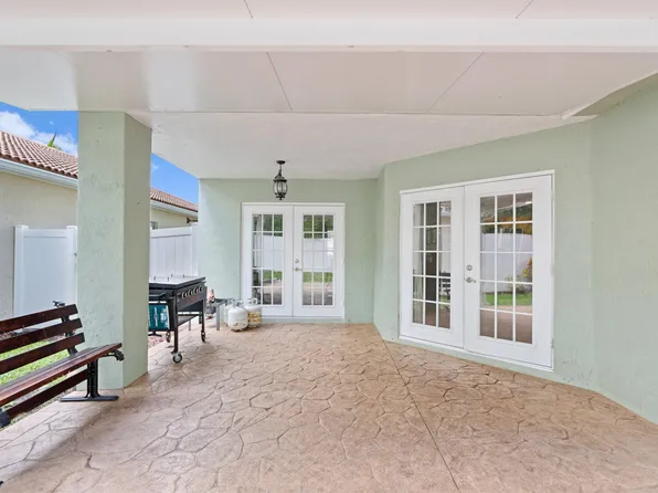 6562 Adriatic Way, West Palm Beach, FL 33413