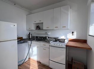 100 Memorial Dr, Cambridge, MA 02142