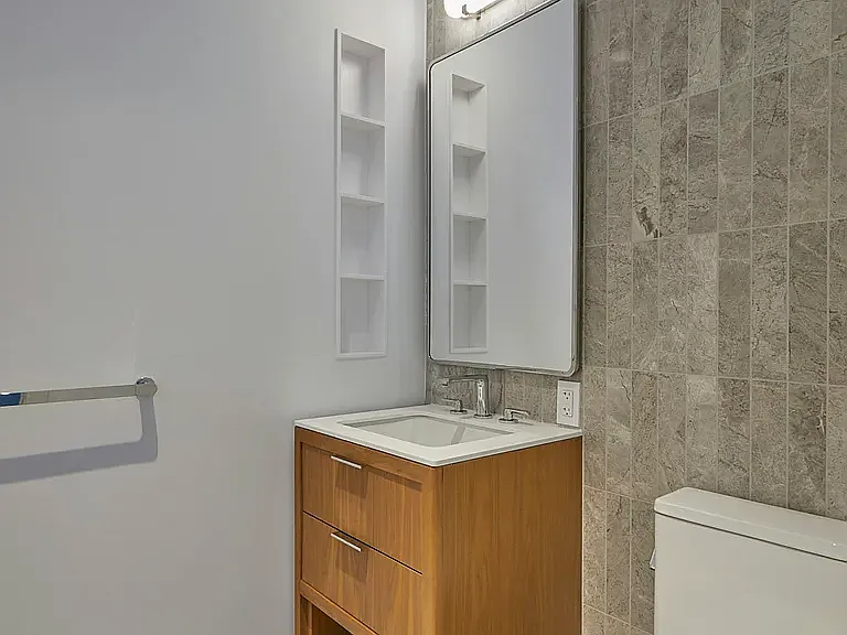 428 W 19th St #10A — Photo 9