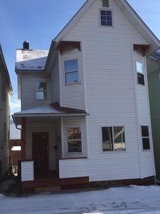 618 N 5th Ave, Altoona, PA, 16601