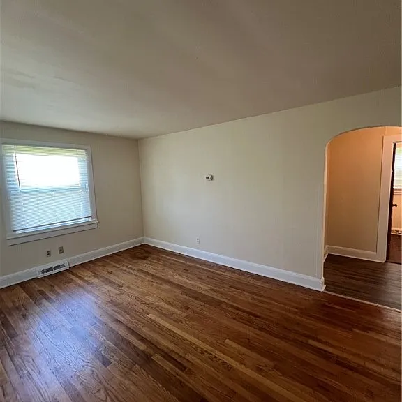 2306 Johnson St — Photo 5