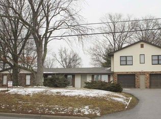 2750 Chautauqua Rd, Carbondale, IL 62901