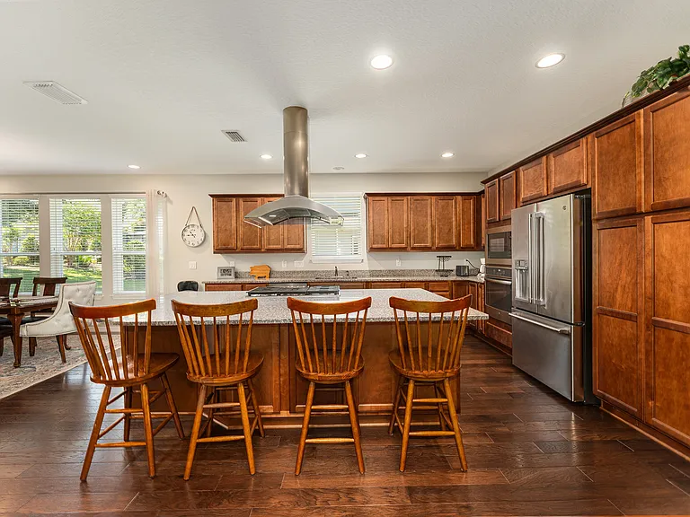 3441 NW 56th Ave — Photo 24